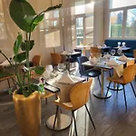 Hotel Restaurant Du Parc Logis Elegance Saumur