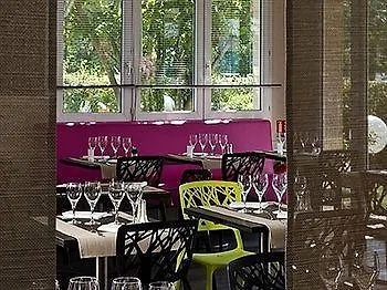 מלון Restaurant Du Parc Logis Elegance 3*