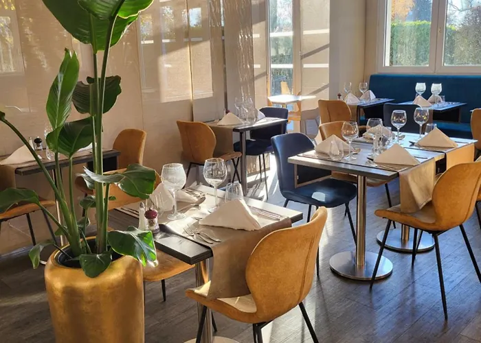 Szálloda Restaurant Du Parc Logis Elegance Saumur