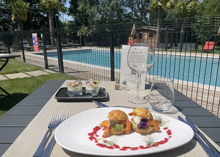 Restaurant Du Parc Logis Elegance 3* ソミュール