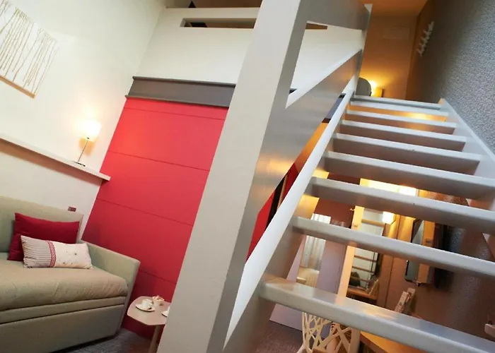 ホテル Restaurant Du Parc Logis Elegance ソミュール